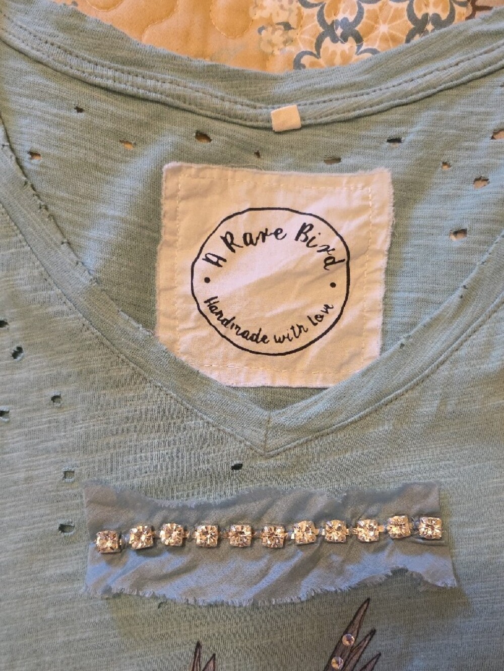 Graphic V-Neck Tunic - Picture 4 of 5